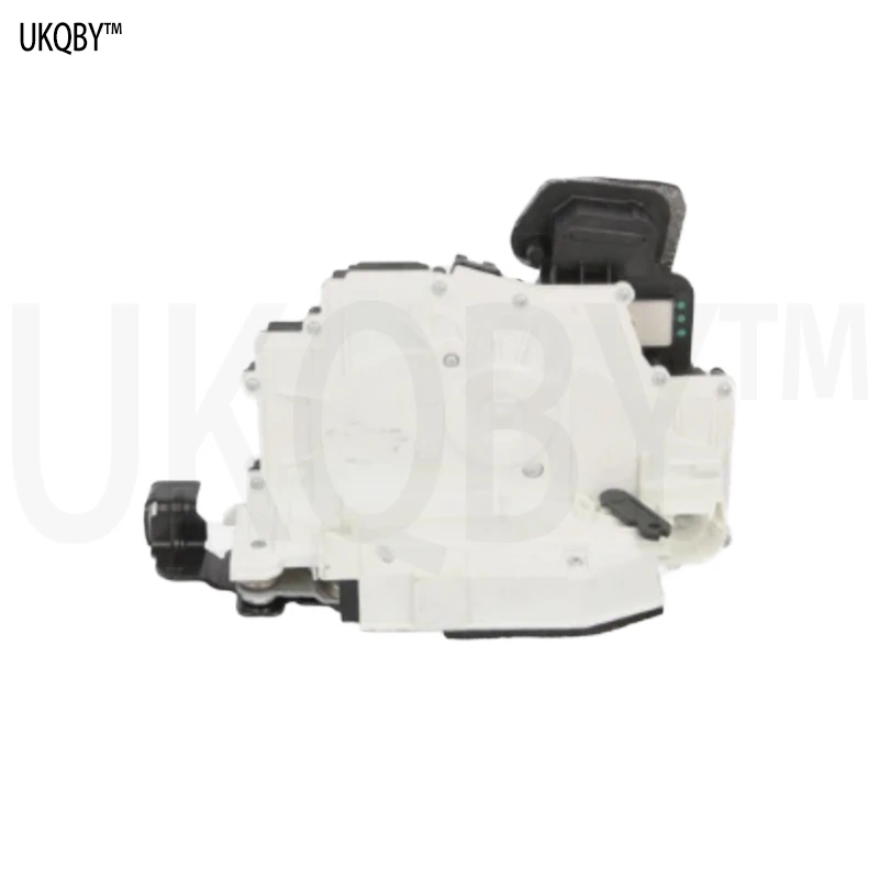 

Передний самоприсосной ремень R с суперзамком для блока дверного замка 4K1837016K 4K1837015K