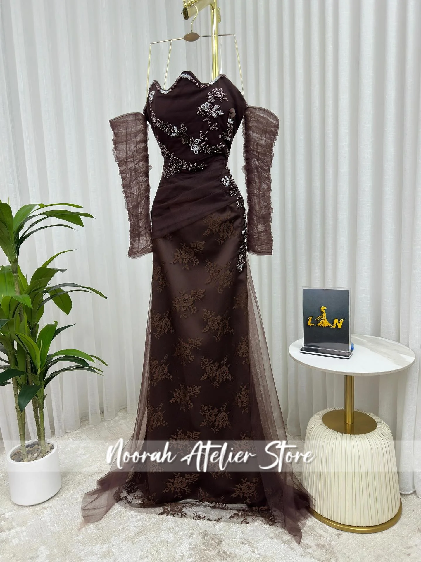 

Brown Lace Strapless Long Sleeves Luxury Evening Dresses 2025 Women Dubai Mermaid Celebrity Party Gown Prom Dress Customized