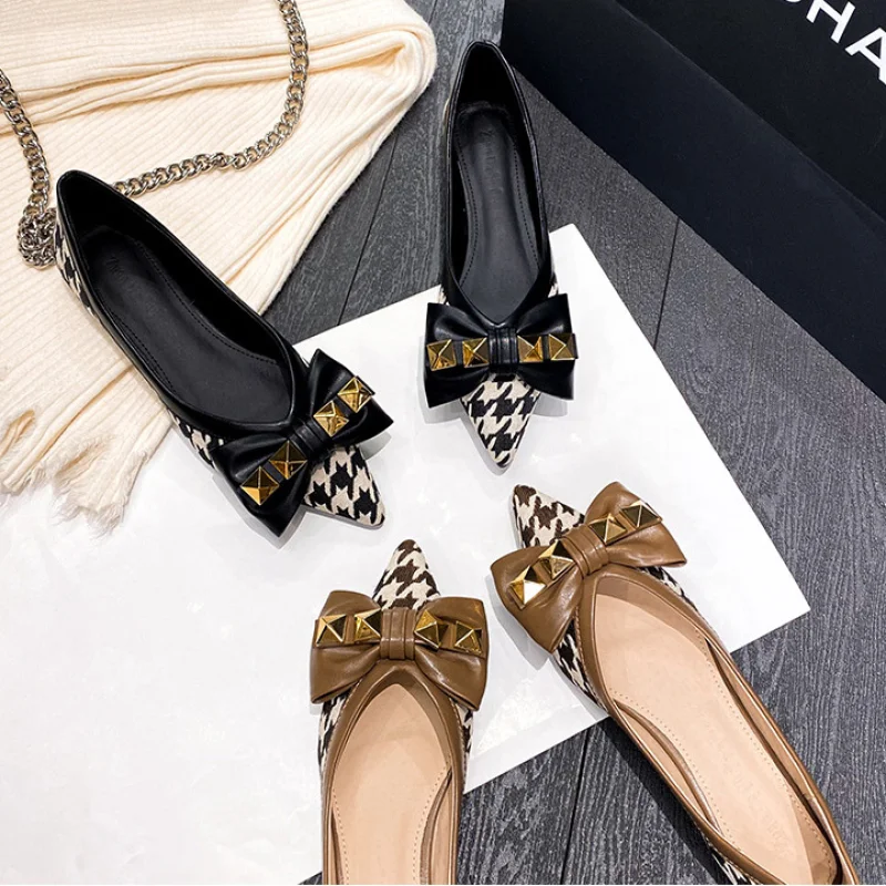 Plus Size 34-43 Women Pointed Toe Flats Slip on Girls Casual Shoes Office Lady Dress Shoes 1cm Heel Pumps Fashion Bow Female T63