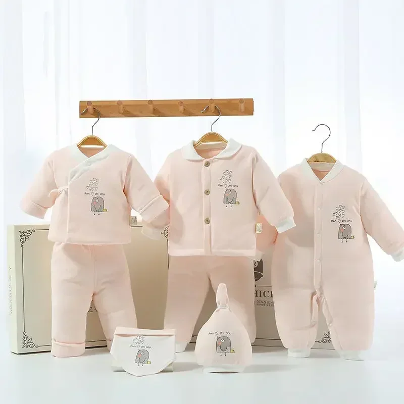 Luxury Newborn Cotton Outfits Set Baby Winter Thick Warm Coats Gift Box Packaging Newborn Meeting Gift 0-6 Months Baby Clothes