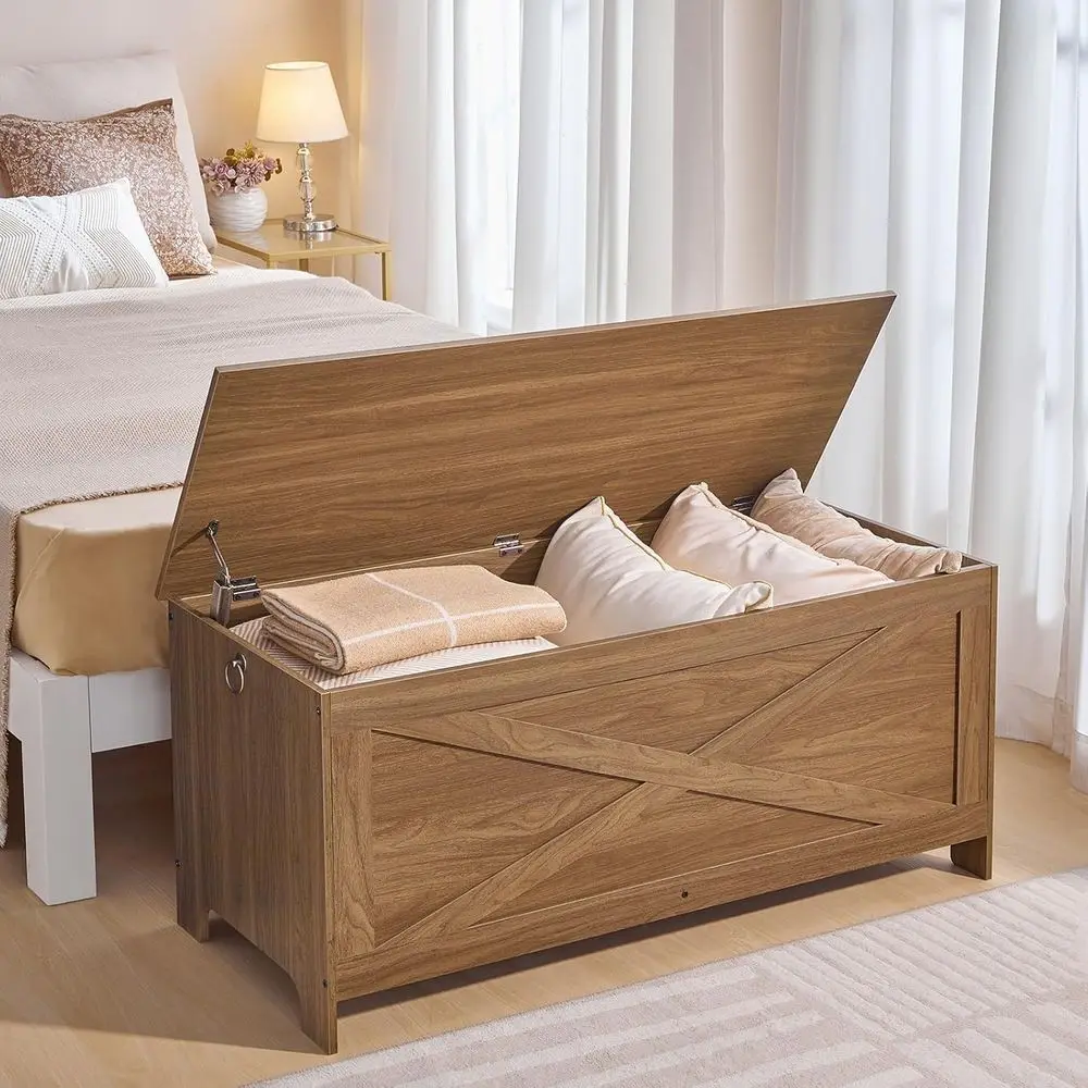 صندوق ألعاب متين للمدخل، أثاث خشبي بني عسلي، مفصلات أمان، مثالي لتخزين غرفة المعيشة وغرفة النوم.
