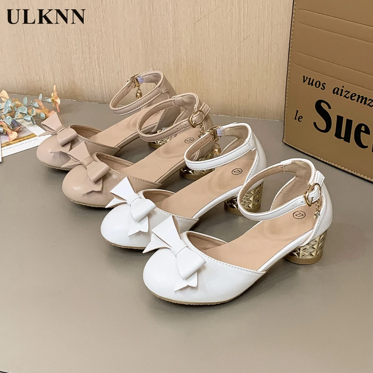 Chidren's High Heeled Sandals For Girls Students Stage Performance Shoes For Kids White Bow Bun With Dress Performance Heels