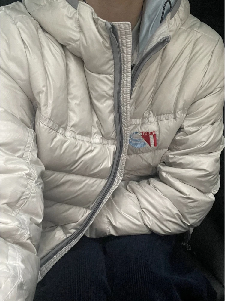 Jaet acolchado ligero para mujer, abrigo informal con capucha y cremallera, ropa de abrigo cálida, abrigo a prueba de viento de nailon con diseño Faion para primavera y otoño