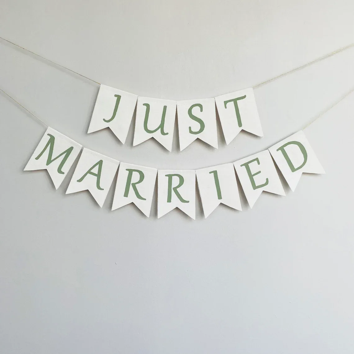 Papierbanner „Just Married“ Rustikale Hochzeitstischdekoration Brautparty Vintage Farmhouse Fotobox-Hintergrund Ornament – Detail 4