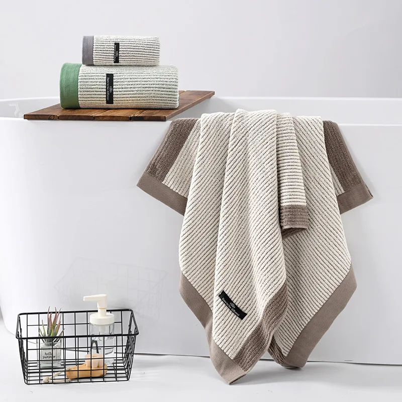 Pure cotton towel with simple stripes, soft and increased thickness, skin friendly and absorbent. It is not easy to shed hair
