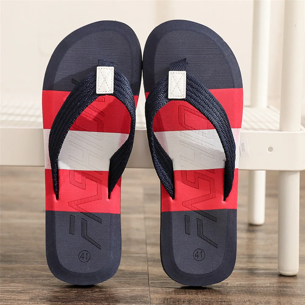 Summer Men Slippers Beach Flip Flops Shoes 2024 Outdoor Male Slippers Fashion Flat Shoes Non-slip Indoor Slides Sandalias