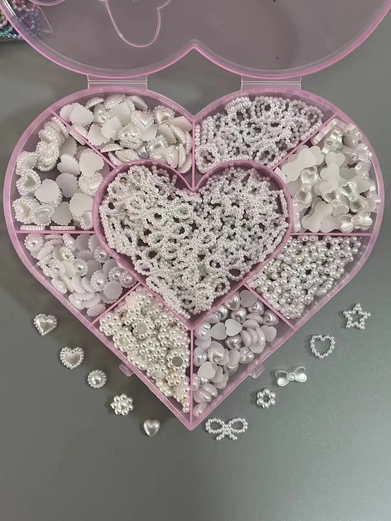 500Pcs/Box Beauty Salon Kawaii 3D Pink White Heart Bow Star Acrylic Flower Princess Ballet Nail Art Supply Set Decoration Charms