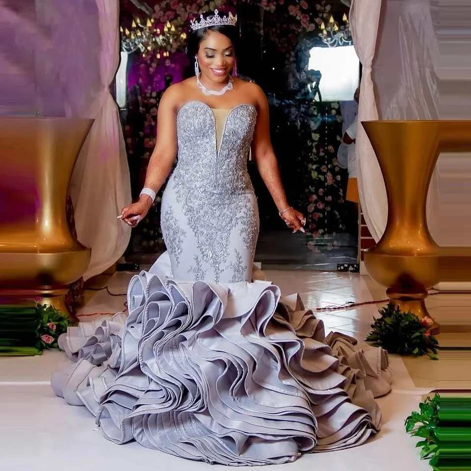 

Luxury Gray Women Prom Dress 2025 Sweetheart Ruffle Train Lace Appliques Evening Birthday Party Gowns Robe De Soiree