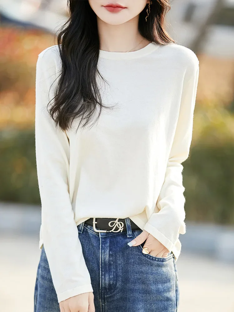 

Spring Ultra-fine Spun Wool Thin Knitted Base Sweater For Women, Basic Round Neck Versatile And Simple Commuting Sweater Trend
