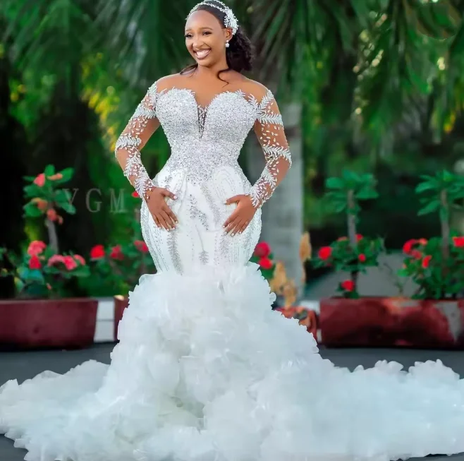 Luxury White Fishtail Wedding Dress Tulle Long Sleeve Beaded Lace Appliques Puffy Trailing Black Girls Bridal Gowns Customized