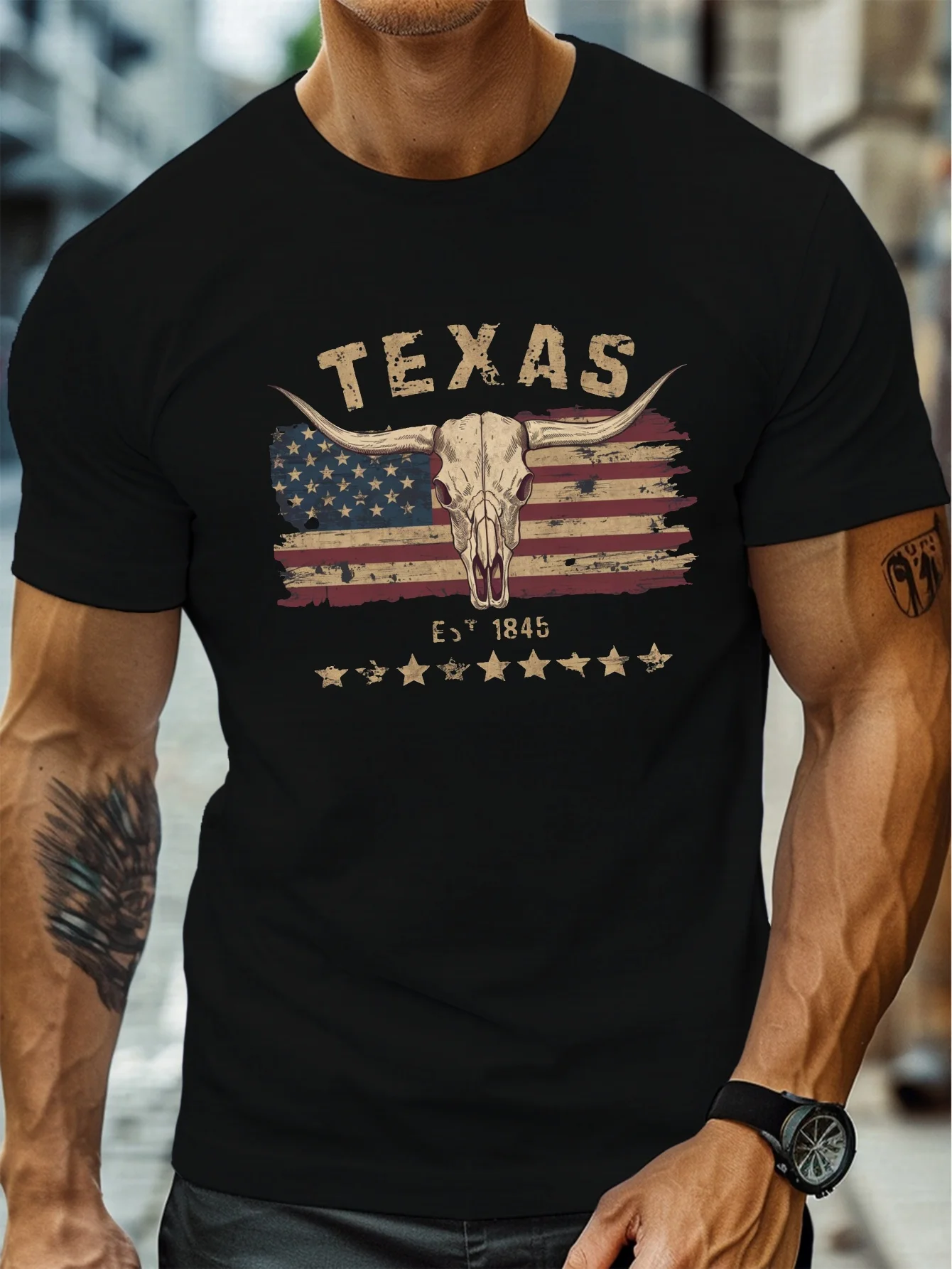 Texas Longhorn Bull Skull Pattern Men's T-shirt, Casual Round-neck Short-sleeved, Light and Comfortable Summer Top