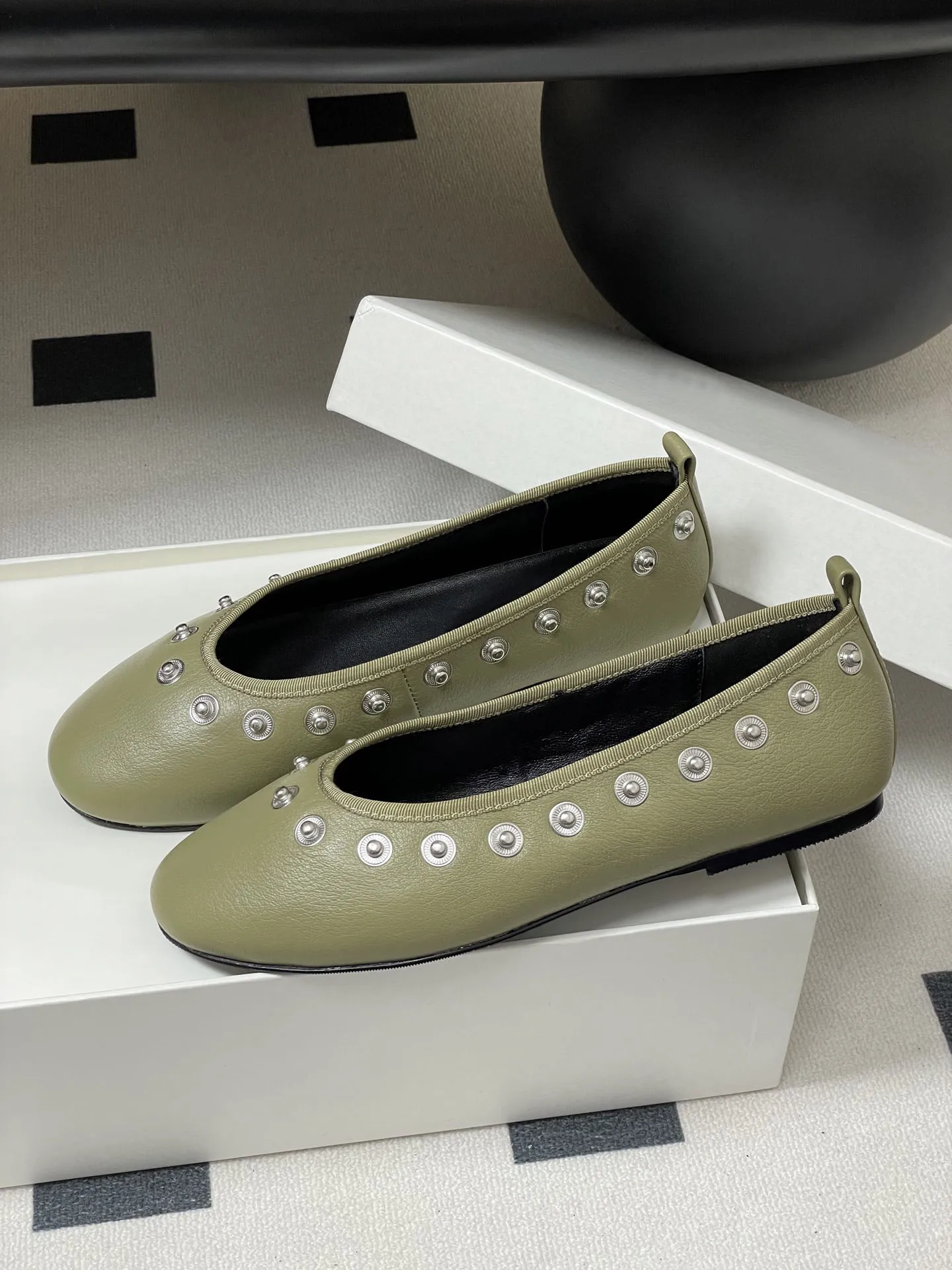 

Women's Shoes Flower Ballet Flats Stud