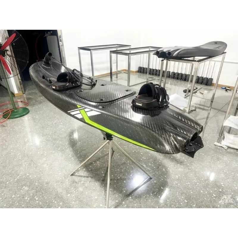 Beginner 58km/h Carbon Fiber Power Jet Engine Petrol Powered Jet Surfboard With Smart