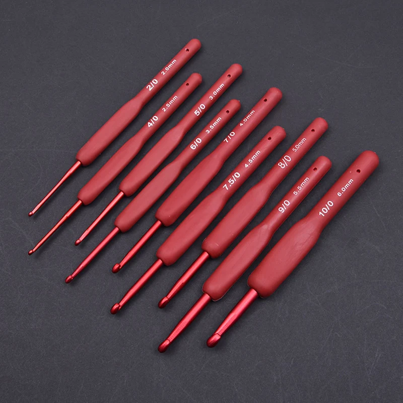 9Pcs/Set Red Crochet Hooks Needles for Arthritic Hands 2.0-6.0mm Crochet Hook Ergonomic Soft Grips Knitting Hook for Knitter