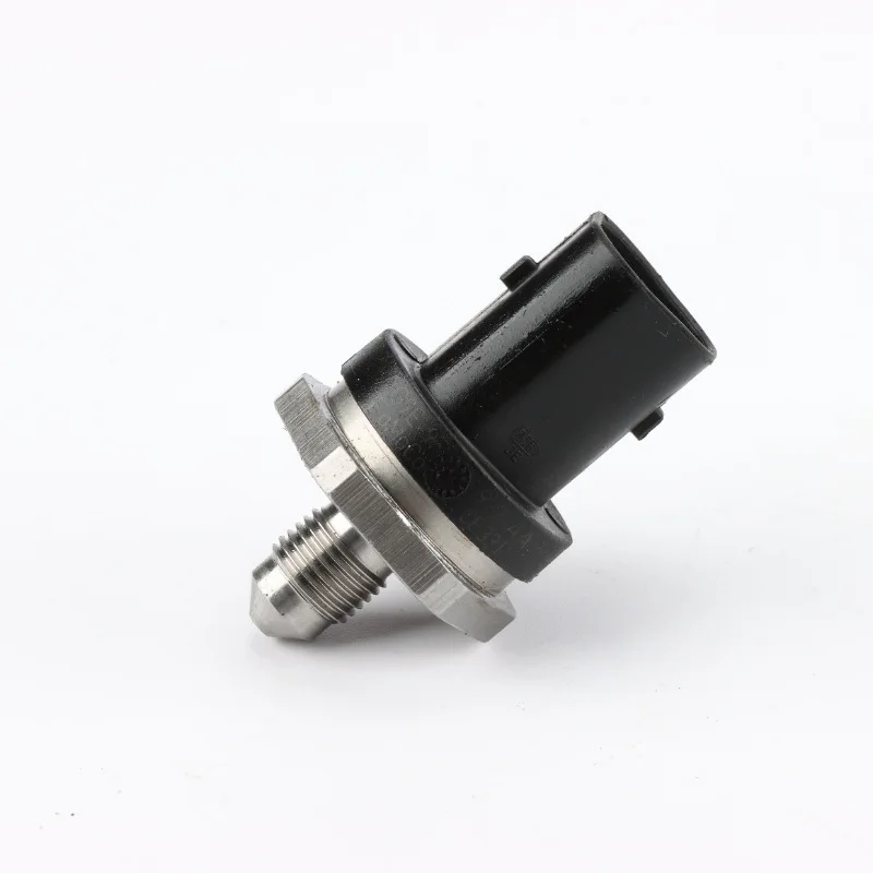 

Fuel pressure sensor AG9E-9F972-AA 5115971 LR024969 0261545064