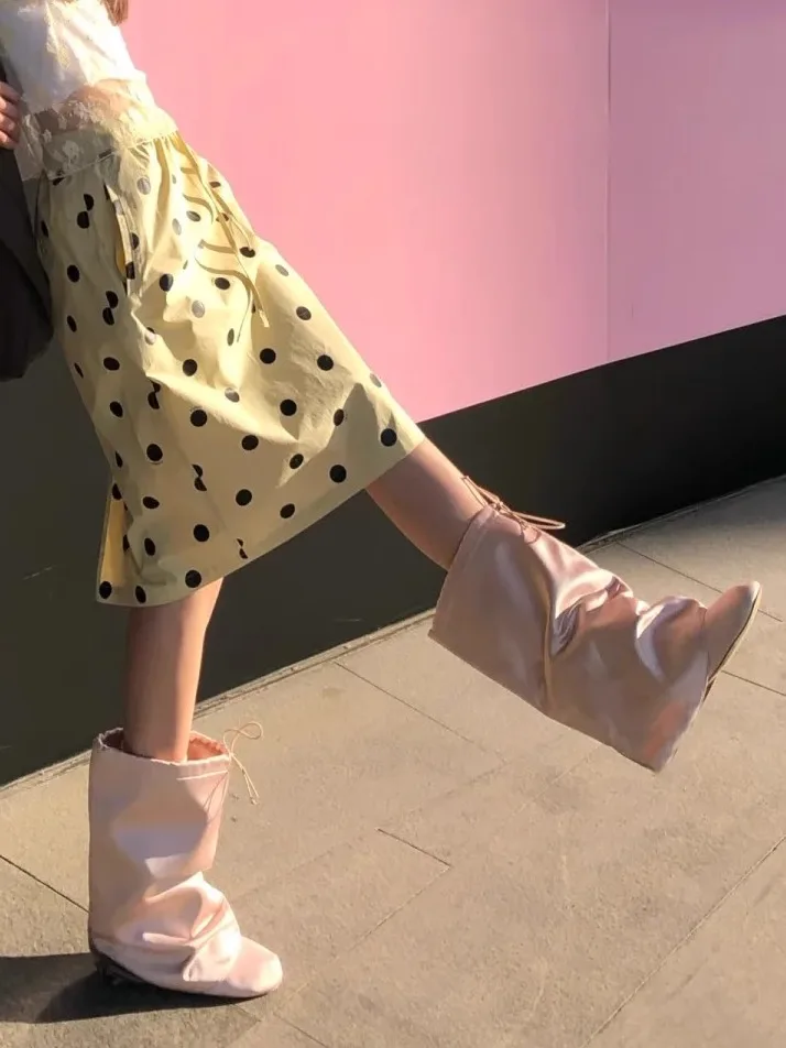 stivali-a-tubo-alti-in-seta-stile-y2k-stile-ballet-flat-retro-per-ragazze-dallo-stile-audace-con-polsino-casual-con-nodo-alla-moda-b