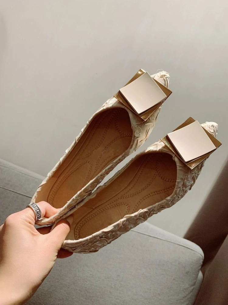 

Women's Breathable Flat Shoes Pointed Toe Slip On 2026 Fashion Casual Wear Daily Chic