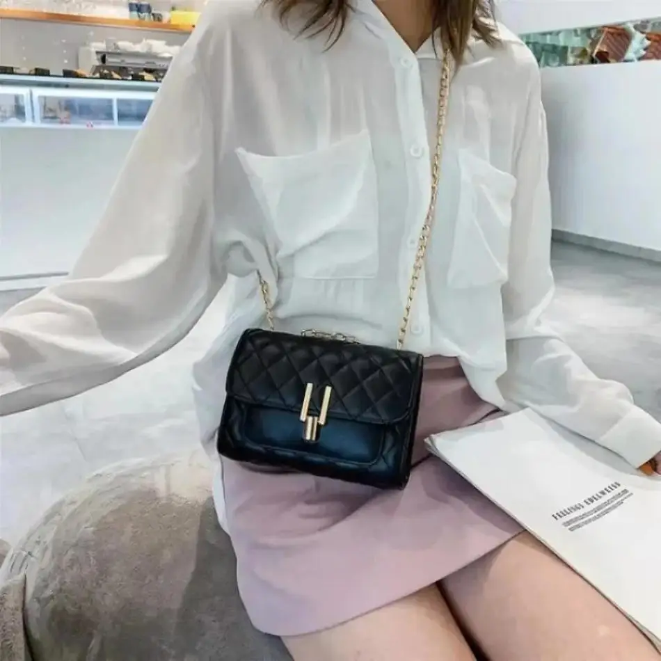 

1 Pcs Women's Bag Multi Functional Minimalist Trendy Hot Summer Single Item Chain Shoulder Collar Embroidered Thread Diagonal