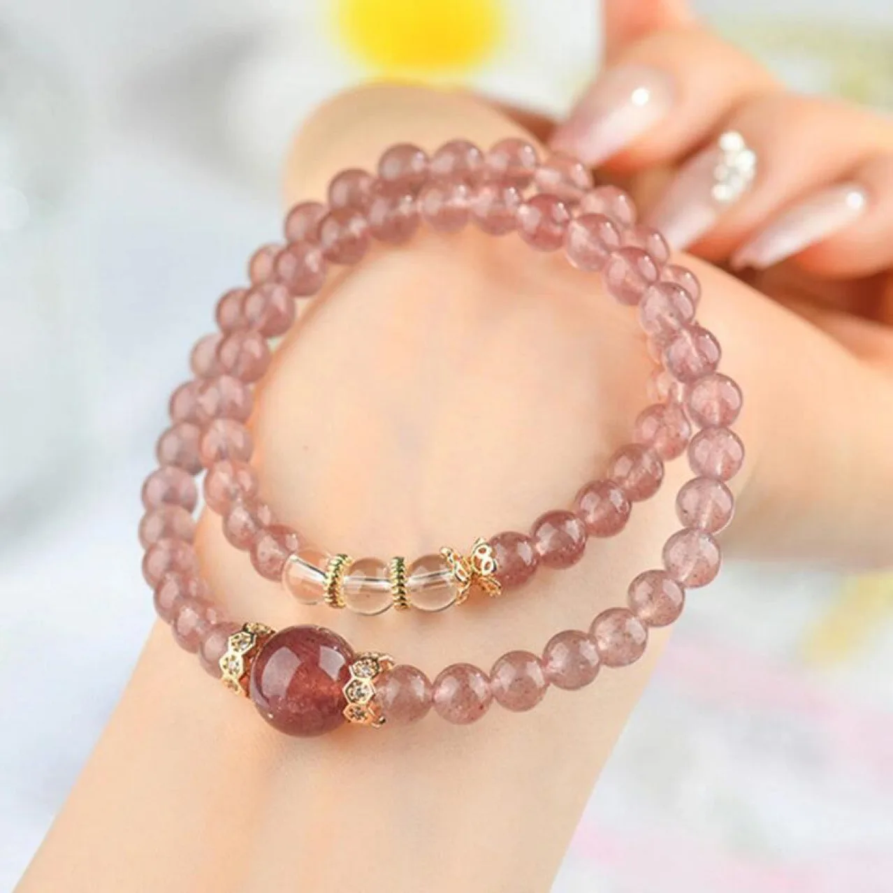 

Natural Strawberry Crystal White Crystal Double Circle Bracelet Women's Fashion Bracelet Gift