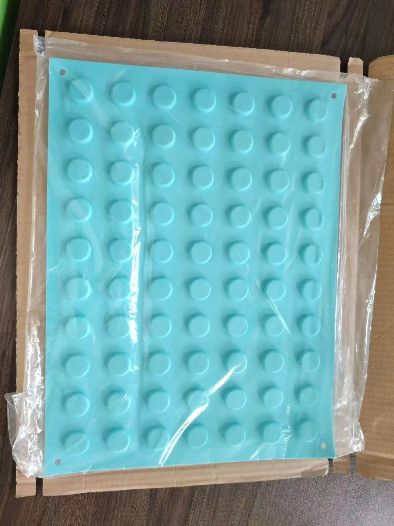 Silicone Magnetics MAT   12