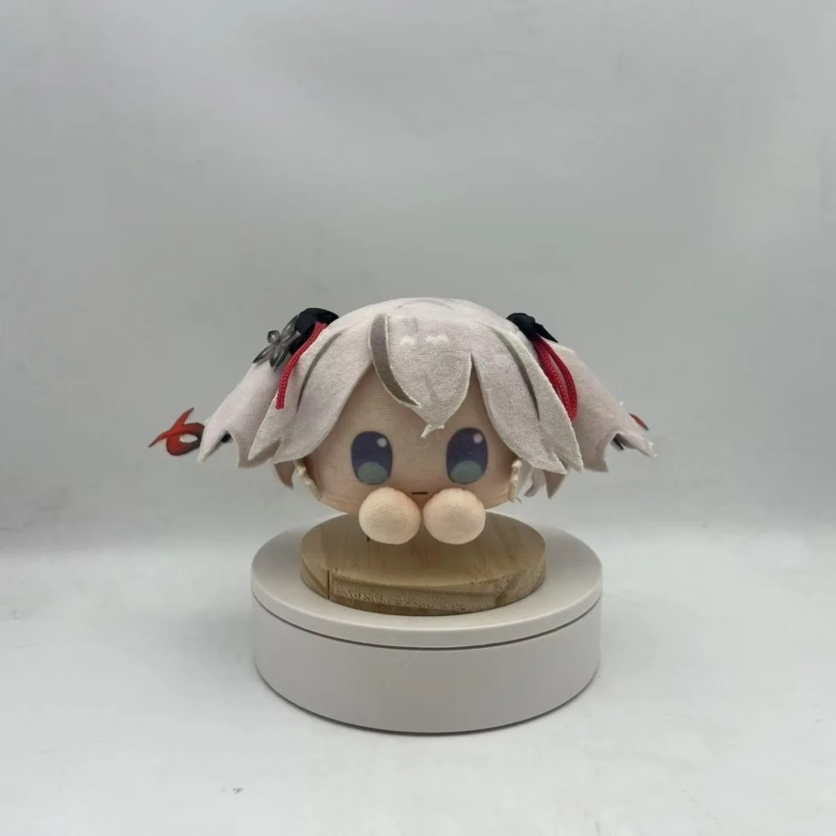 新しいアニメ「ミンチャオ」コスプレ隊ドール「春源」を友達にコレクション用にプレゼントします