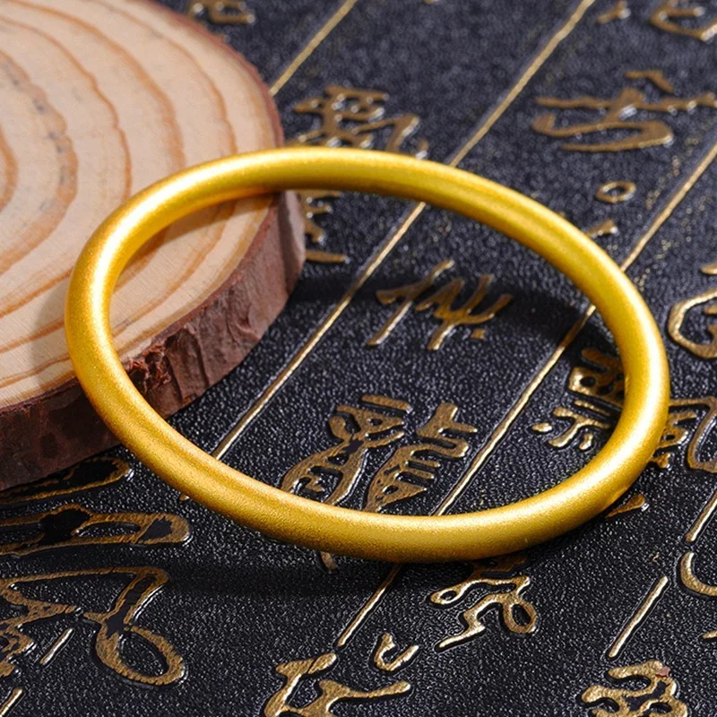 

2023 new retro simple inheritance of the ancient law of gold female gold solid frosted bracelet