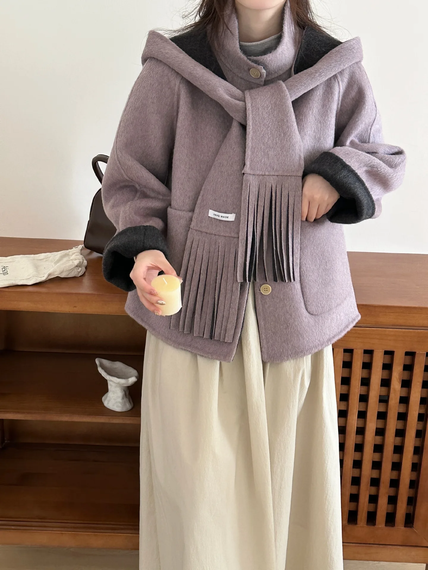 

Женское однобортное шерстяное свободное пальто с воротником-стойкой на осень-зиму и шарфом, женская уличная одежда, однотонная шерстяная короткая верхняя одежда