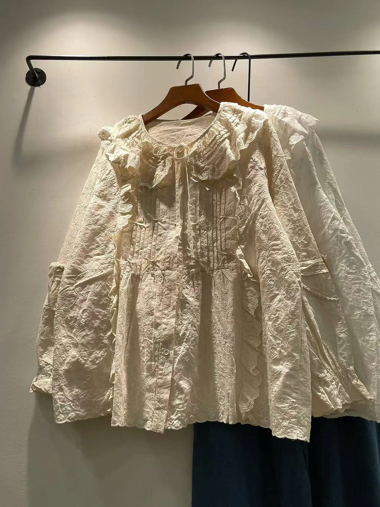 

Осень 2021, женские свободные длинные све, хлопковые, с вышивкой, кружевным воротником на пуговицах, для девочек, дышащие, из чистого хлопка