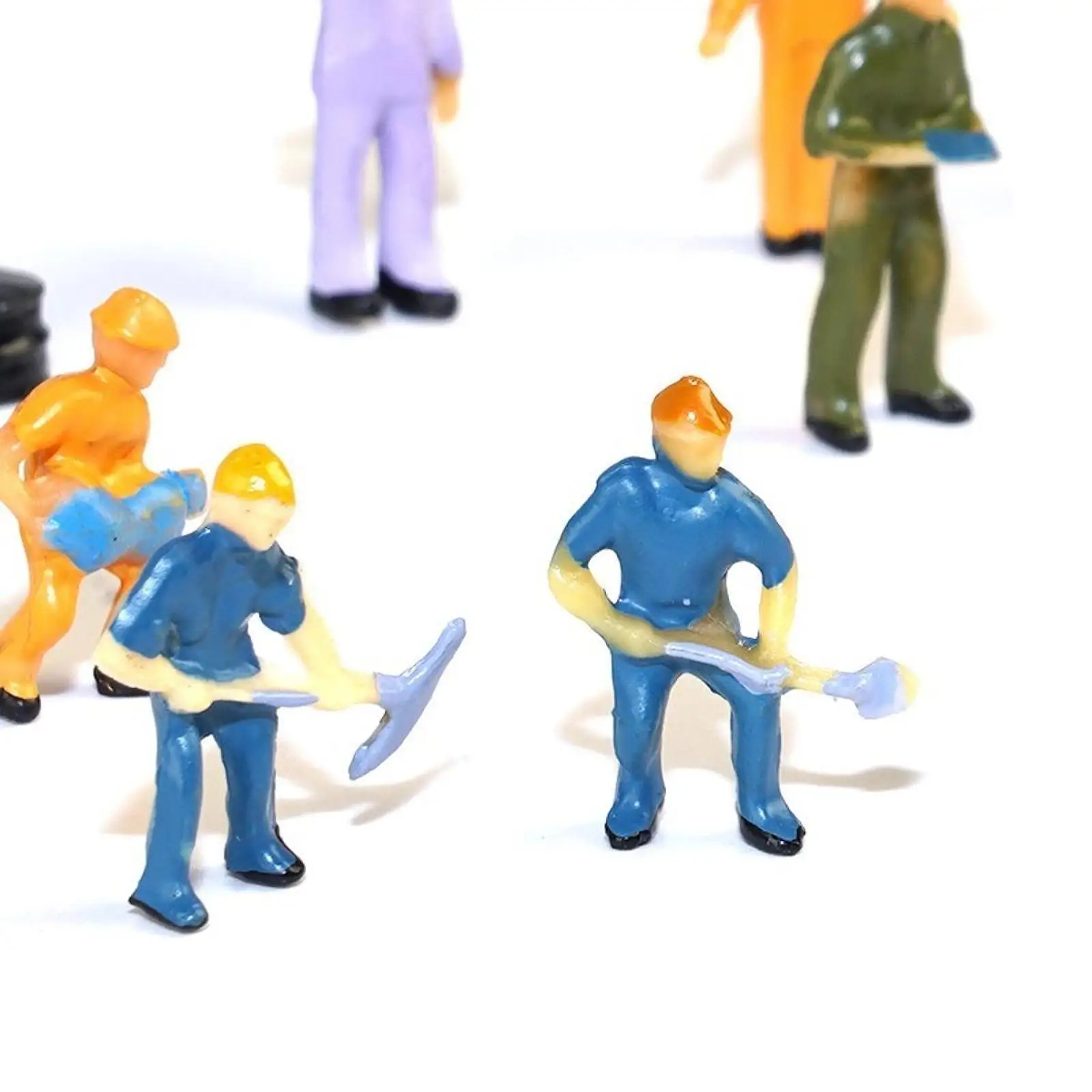 

27 фигурок железнодорожных рабочих в масштабе 1:87, реалистичные, раскрашенные, для макетов, песочниц и архитектурных диорам