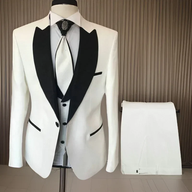 

Formal Groom Tuxedo For Wedding Slim Fit Men Suits Prom Fashion Peaked Lapel Blazer 3 Pcs Male (Jacket + Pants + Vest)