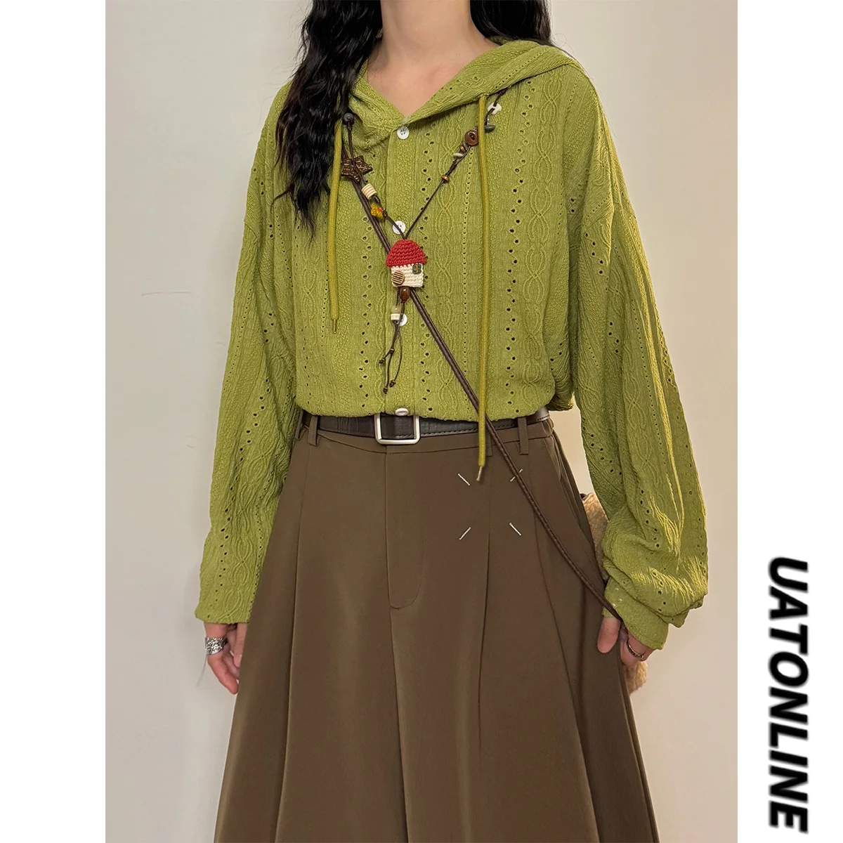 

UATONLINE Женская свободная куртка-рубашка с капюшоном и ажурным текстурным дизайном для осеннего сезона, модная повседневная одежда