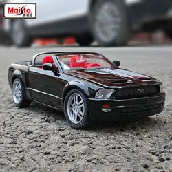 Maisto 1:24 Ford Mustang GT modello di auto in lega convertibile pressofuso giocattolo in metallo classico modello di auto sportiva simulazione regalo giocattolo per bambini