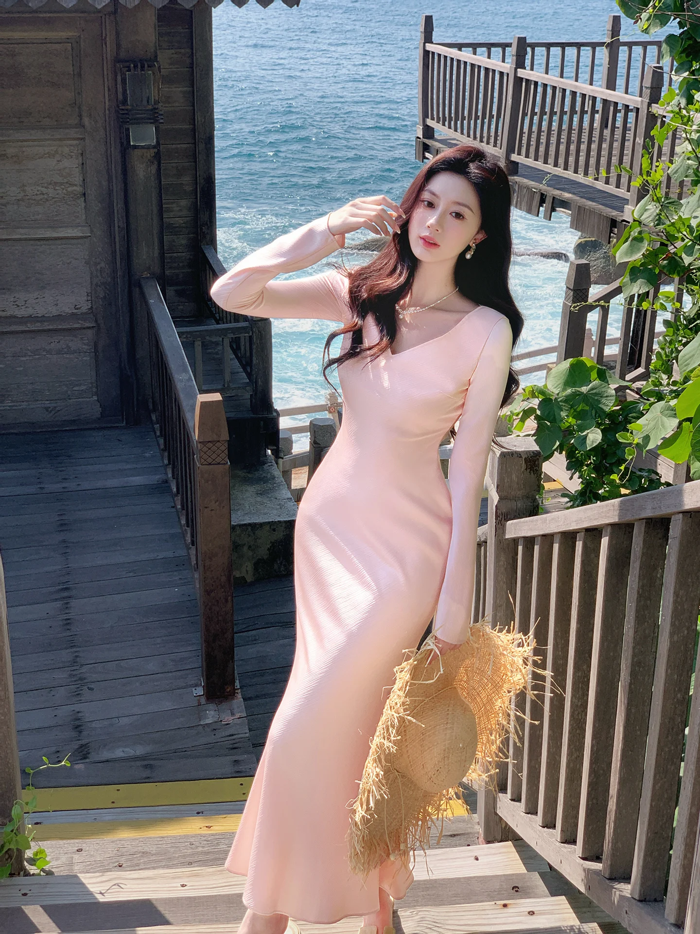 

Элегантное атласное платье с длинным рукавом и V-образным вырезом, женское, приталенное, с запахом, миди, во французском стиле, бренд GJFD, для свадьбы/вечеринки