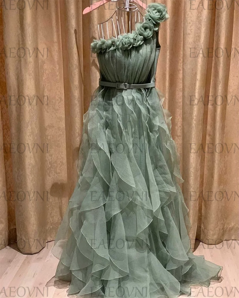 Customized Romantic Prom Gown For Women One-Shoulder 3D Appliques Pleat Contoured Ruffle Sleeveless Party Dresses فسا