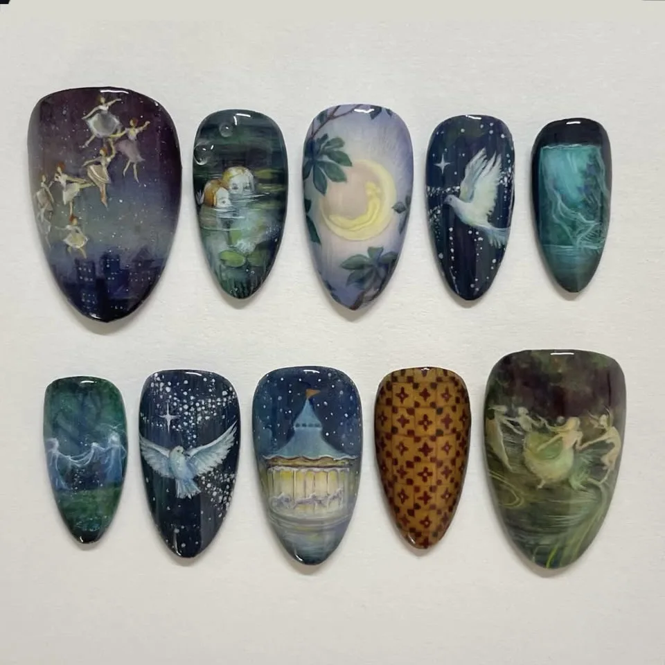 

24PCS Sweet Cool Dark Almond False Nails Moonlight Patterns Fake Nails with Drama Press on Nails Detachable Manicure Spice Girls
