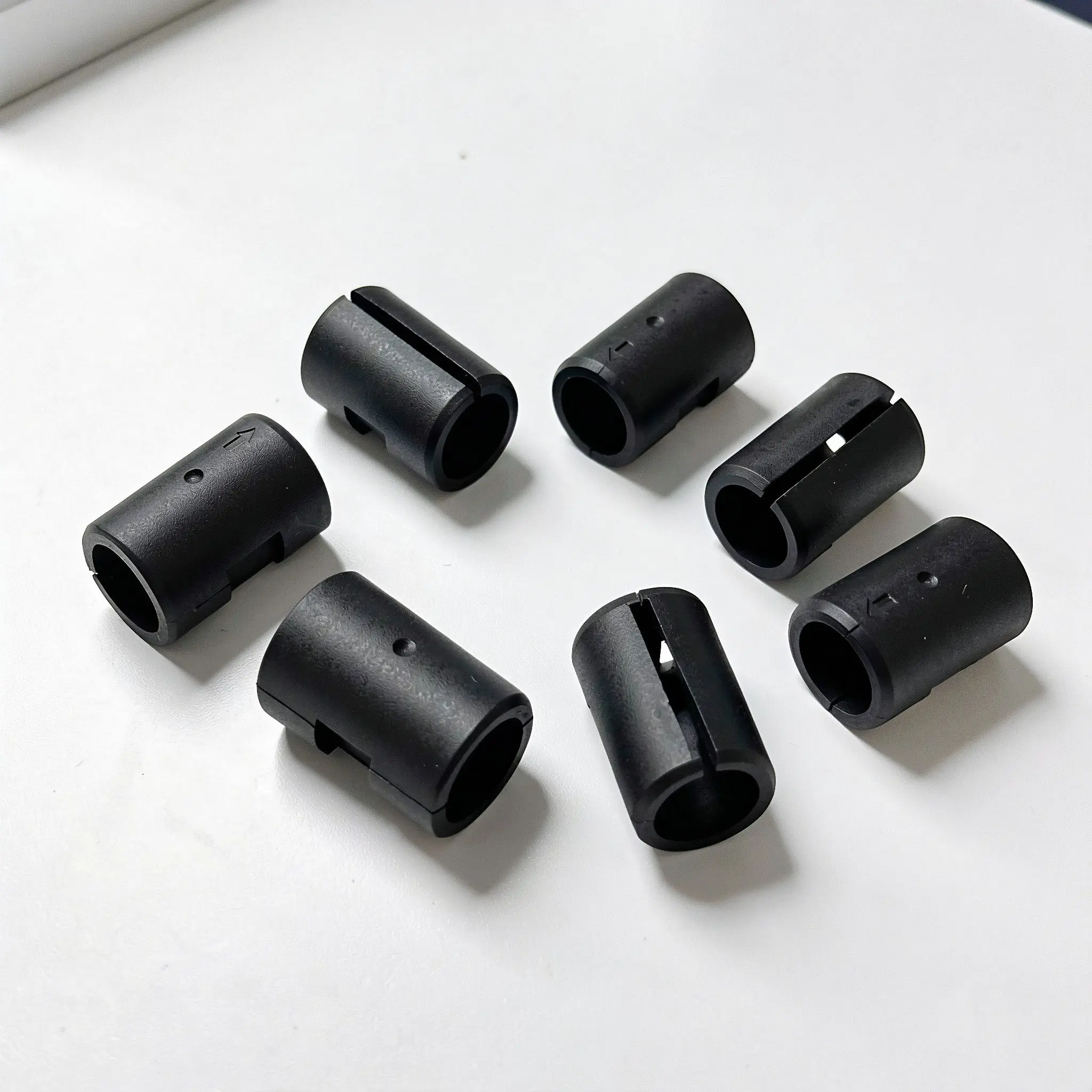 32 Pairs Anti-static Wire Shelf Clips Plastic Closet Shelves Lock Rack Accessories Easy-to-use Connectors