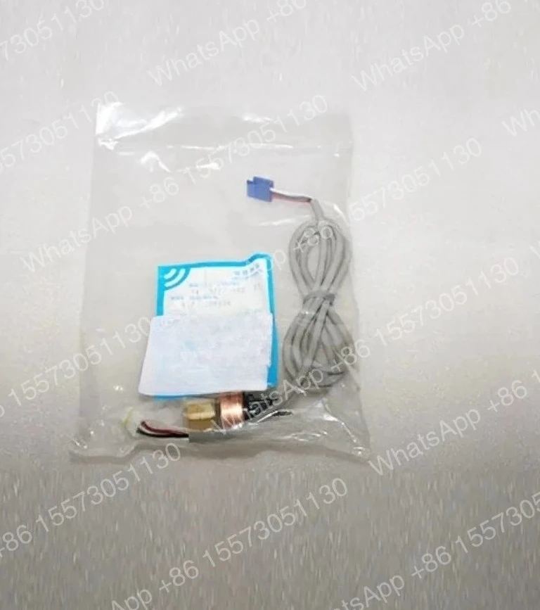 Central air conditioning compressor spare parts Carrier HK05PT00221 high pressure sensor