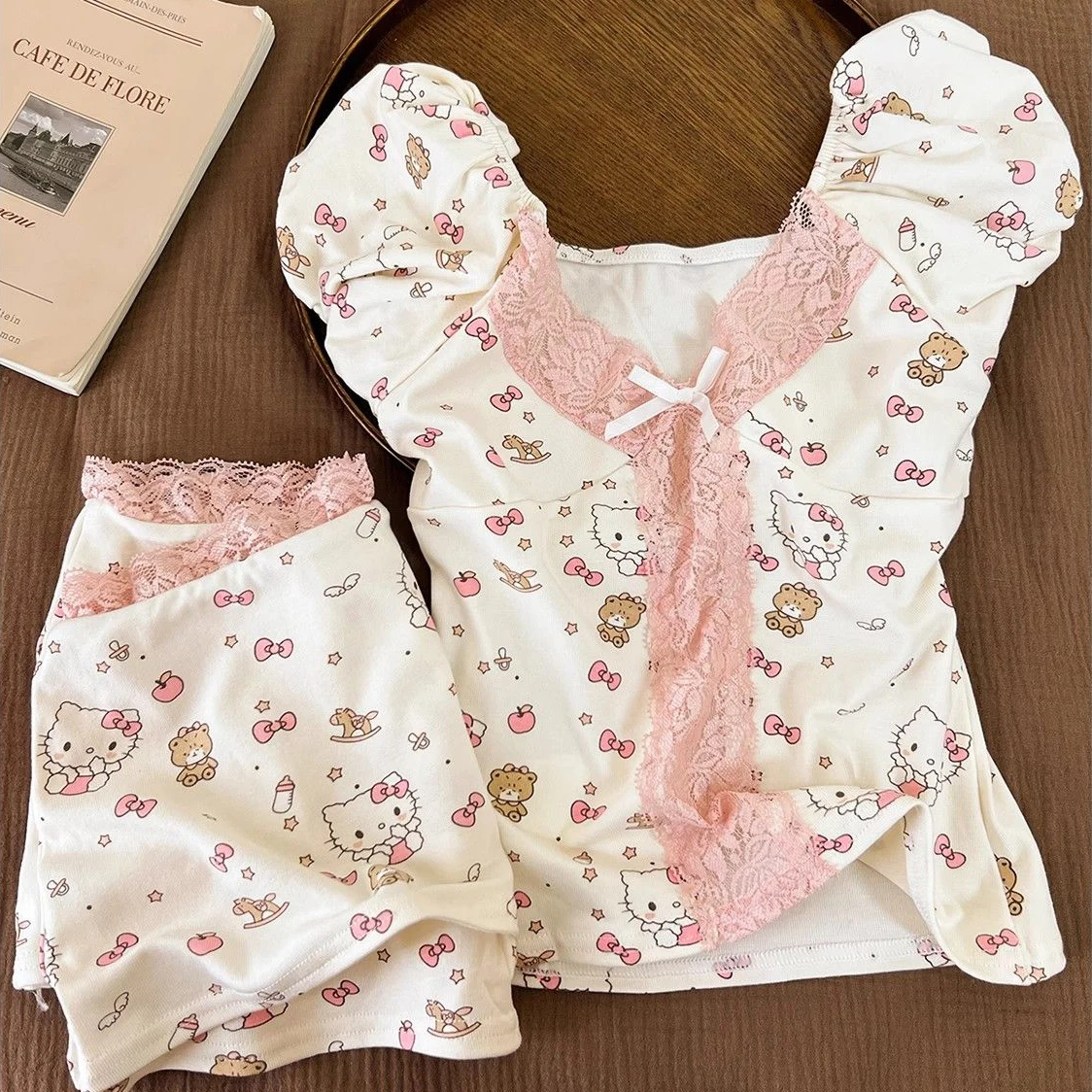 

Kawaii Hello Kitty Sweet Girl Printing Short-Sleeved Pyjamas Female Summer Pure Desire Wind Pink Lace Side Homewear Sanrio