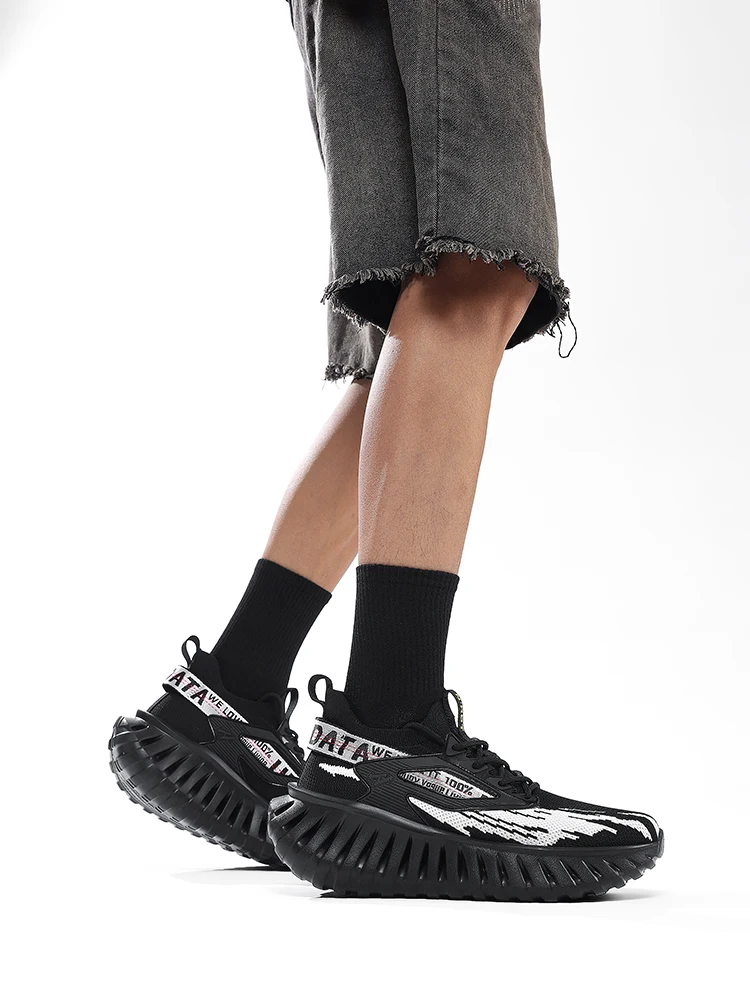 

Fashionable Sport Shoes NHOT Trendy Anti-Slip Cushioning Running Shoes Men Women Casual Shoes Soft Bottom Leisure Footwear