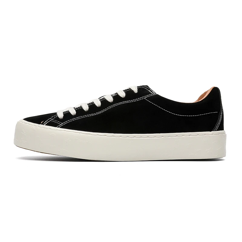 

Lightweight and breathable low-top casual thick-soled sneakers，Men's versatile clothing