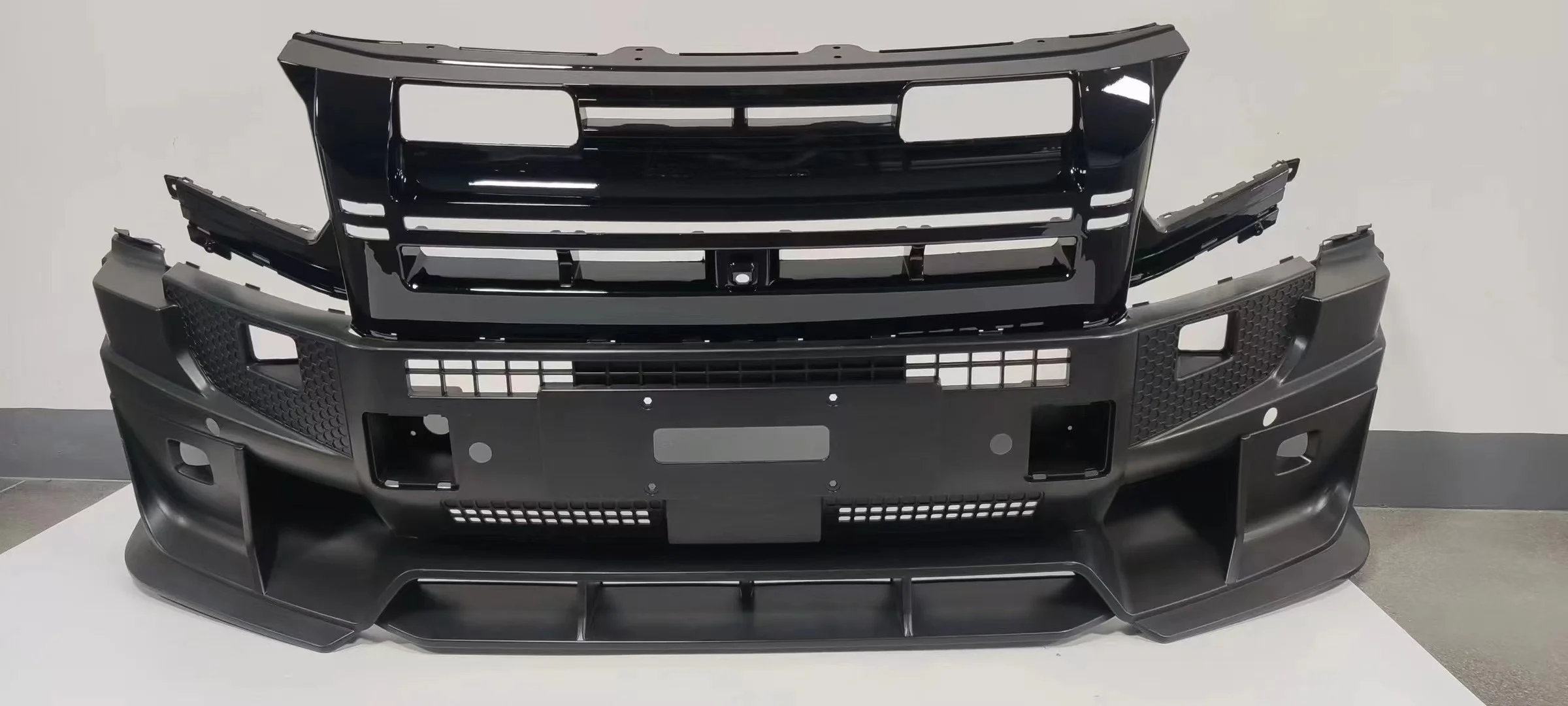 PopularNew Arrival Star River Battleship Body Kit Front Bumper Rear Bumper for Jetour T2 Traveler Accessories 2024 2025