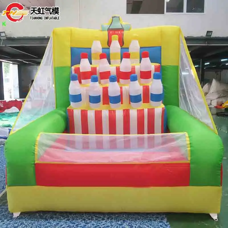 

Надувная карнавальная игра «Кольцеброс» с бутылками с соком и кольцами для выброса