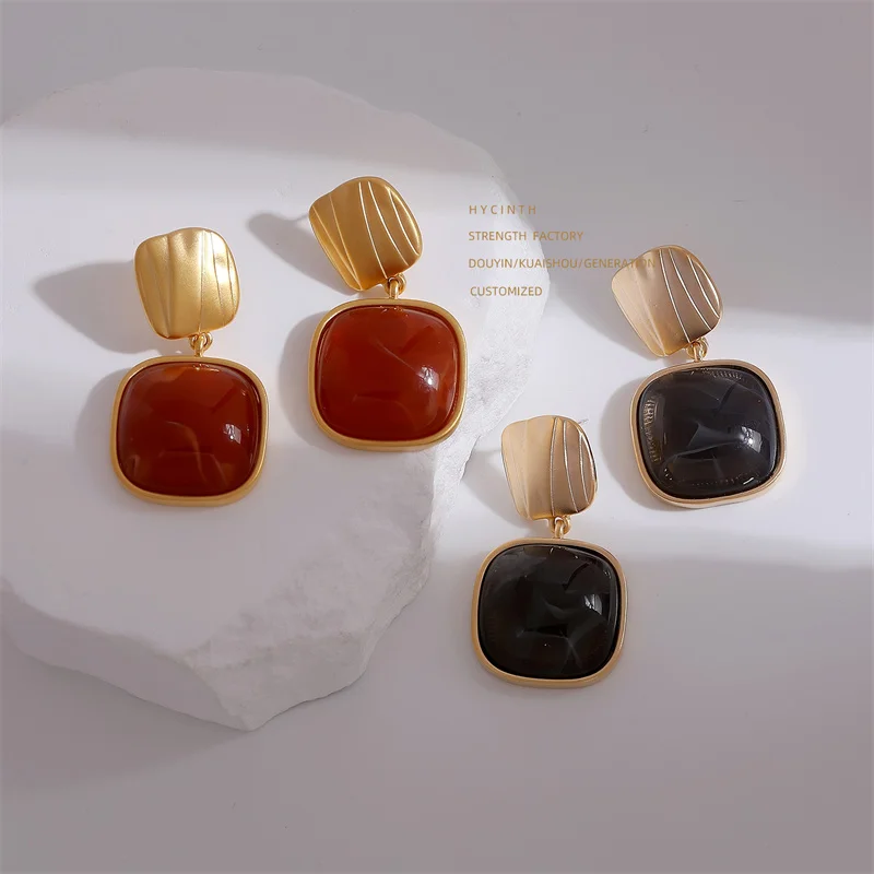 Romantic Geometric Square Drop Earrings Elegant Sweet Women Wine Red Black Geometry Stud Earrings Cute Jewelry Gifts