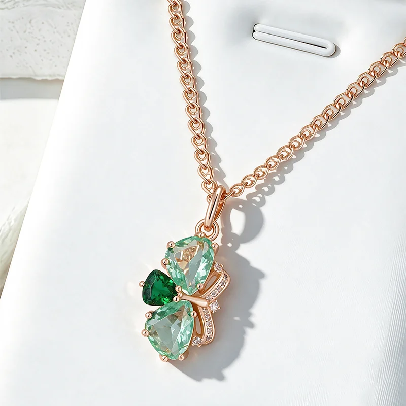 Wbmqda Halskette mit großem grünen Stein in Blumenform für Damen, einzigartiges Frühlingsdesign, modischer Urlaubsschmuck, Accessoires