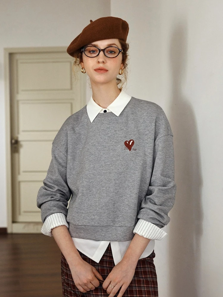 

OLrain Solid Sweatshirts Women's 2025 Autumn O-neck Straight Pullover Knitwear Tops French Simple Female Clothes O57QR000380