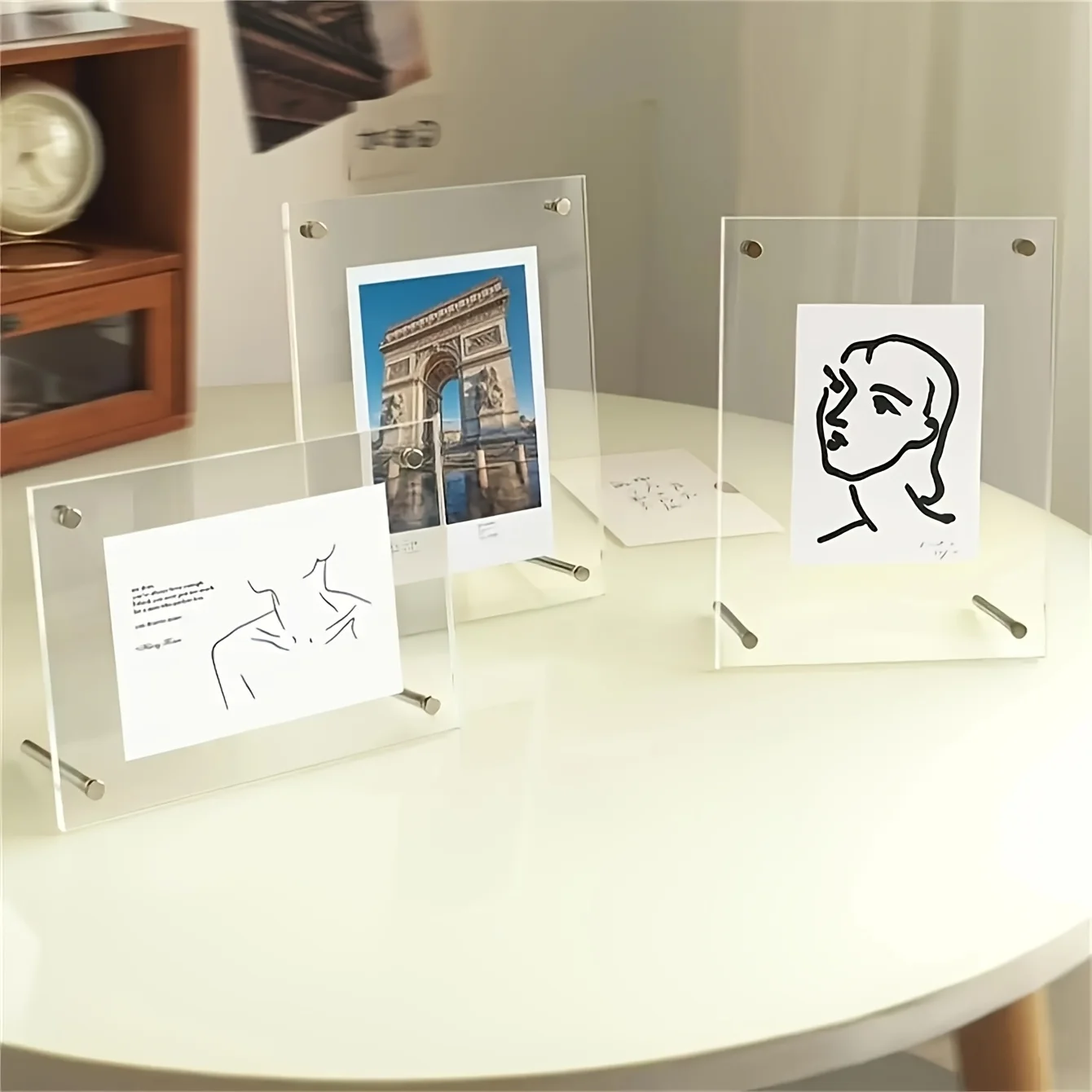 1 Pack of 5-10 Inch A4/A5 Acrylic Photo Frame Classic Tilted Desktop Display Stand for Photo Home Decoration