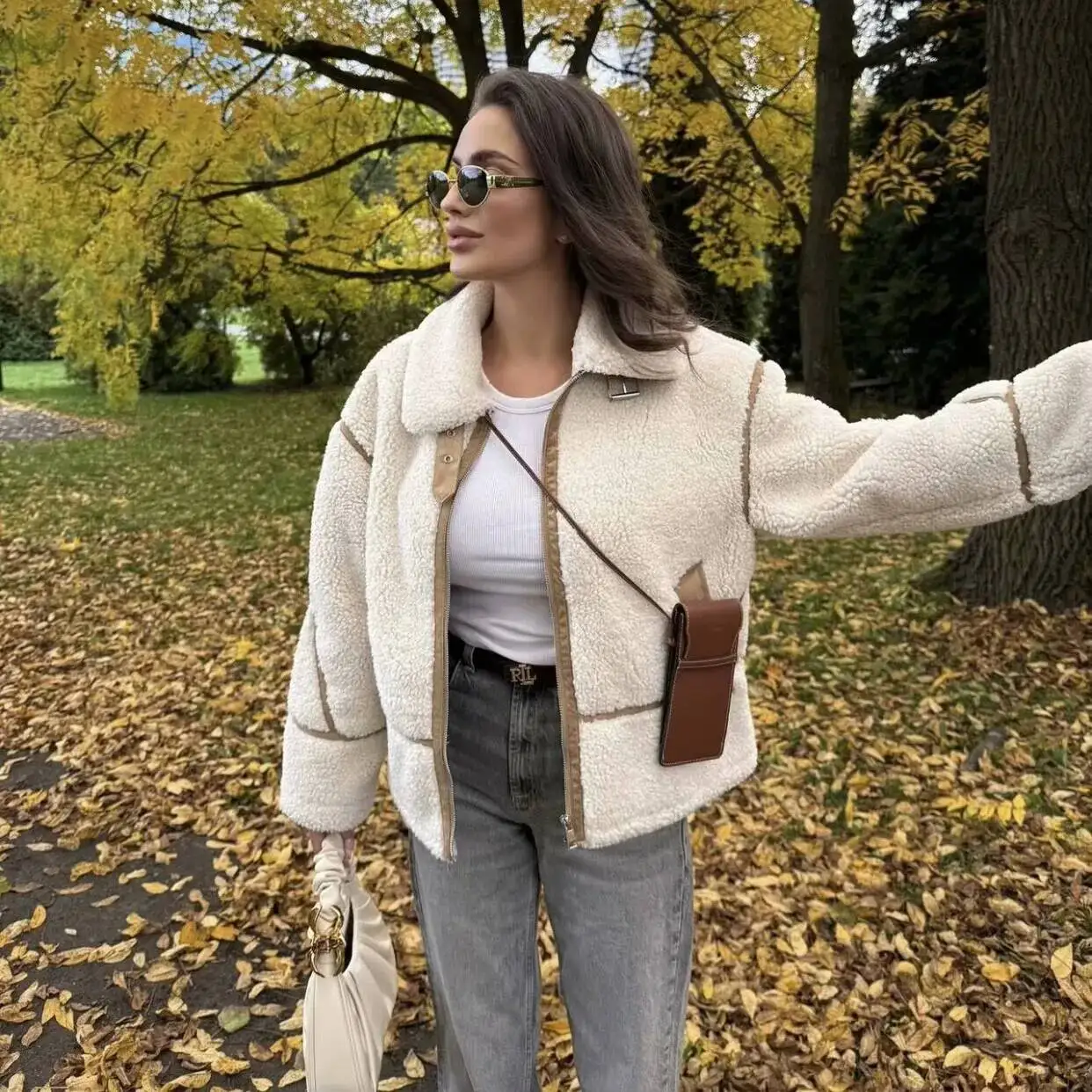 Nuova Giacca Corta da Donna Autunno-Inverno, Ampia e Calda, in Pile Double-Face con Maniche Lunghe e Colletto, Ideale per il Pendolarismo