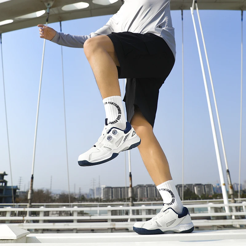 2025 New Fashionable Volleyball Shoes with Quick Straps, Lightweight and Comfortable for Outdoor Fitness, Badminton Shoes