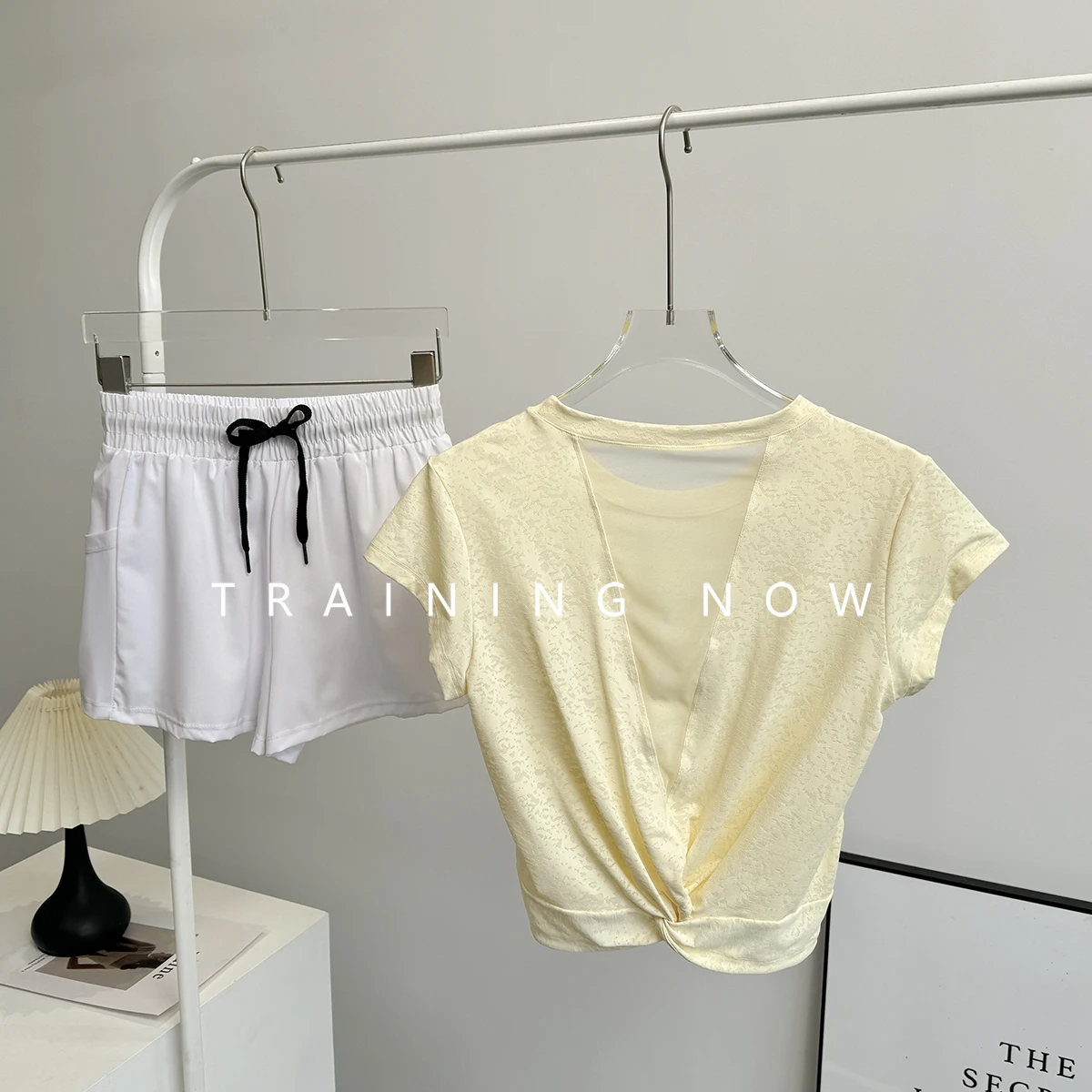 

Summer loose sports suit female internet celebrity morning jogging exercise Pilates yoga outdoor quick-drying fashion fitness