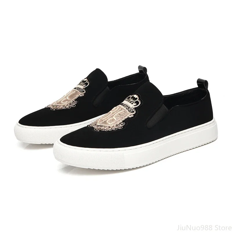 2024 Brand New Men Casual Shoes Black Suede Leather Man Party Luxury Embroidery Flat Shoes Tide Slip-On Loafers